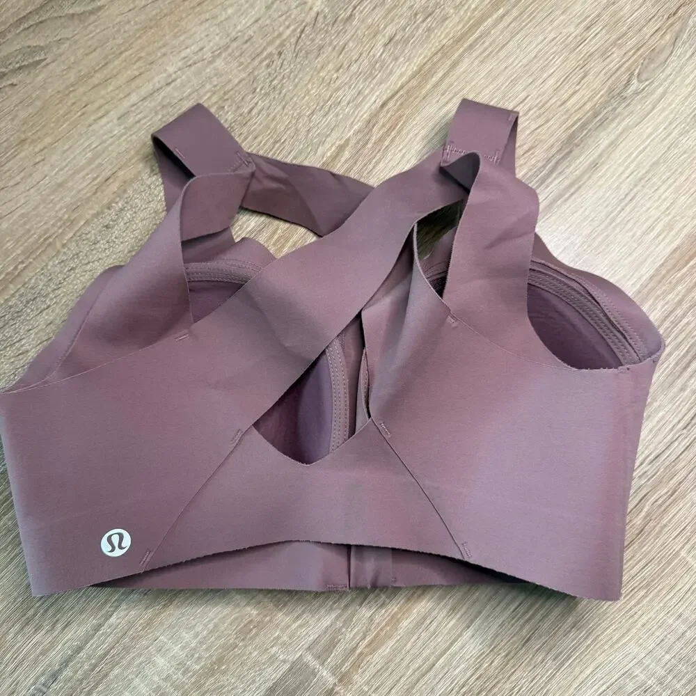 Lululemon womens Enlite Bra *Zip Front Red Dust size 32D workout gym yoga